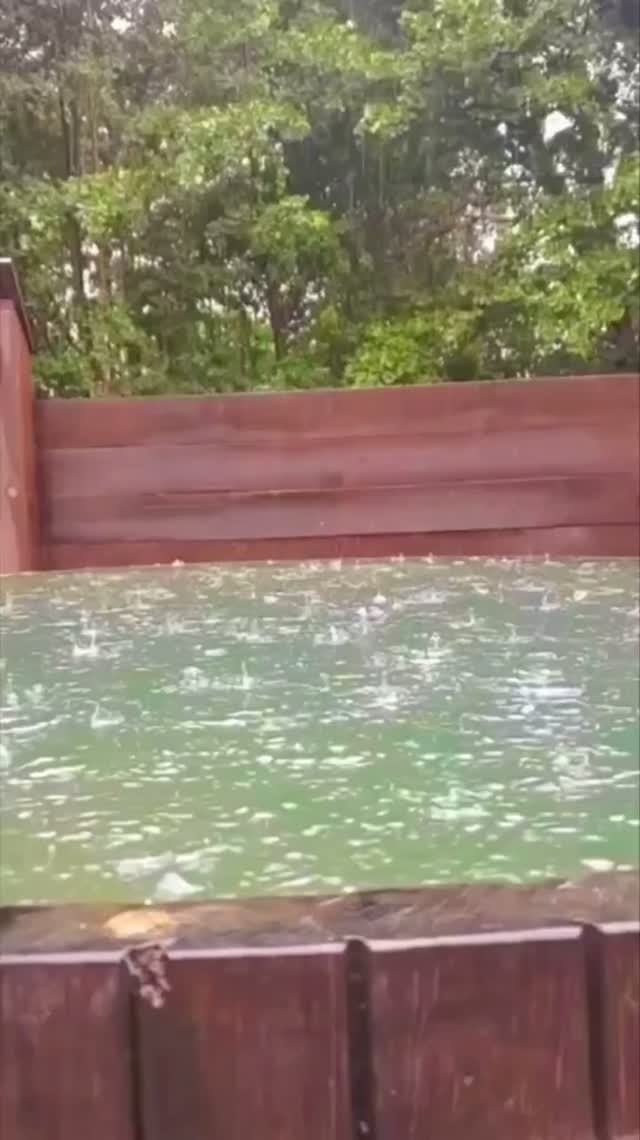 С легким ливнем!