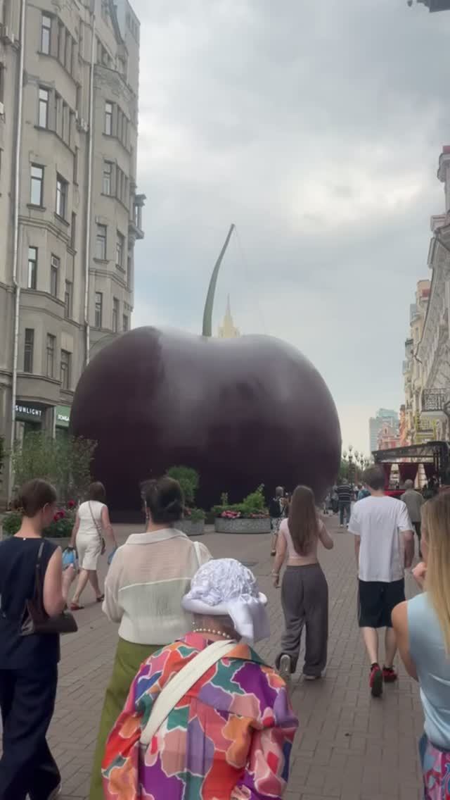 Павильон Вишня на Старом Арбате