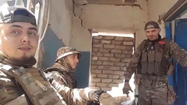 Привет от парней