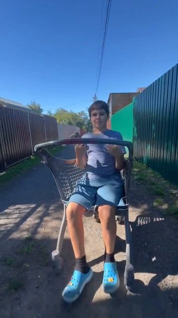 колёсики колёсики и красивый руль
🤪