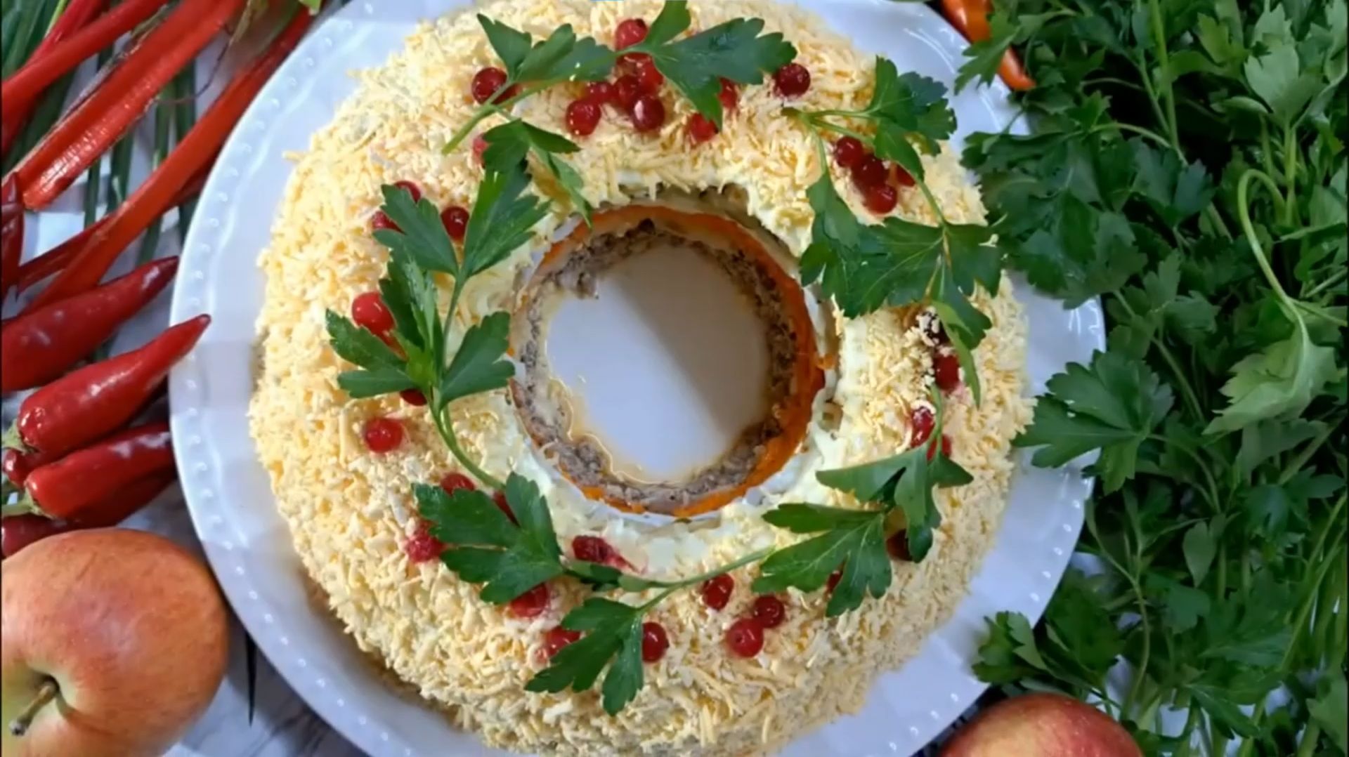 Салат Мимоза с яблоками! Самая вкусная Мимоза! Насадки на майонез! Очень удобно!