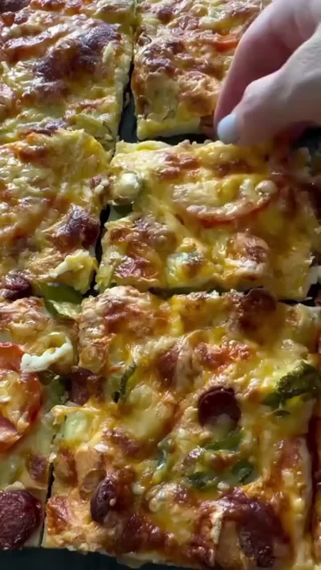 Пицца из жидкого теста, быстро и легко👍