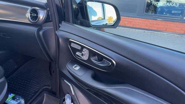 Mercedes-Benz V-Class 4MATIC