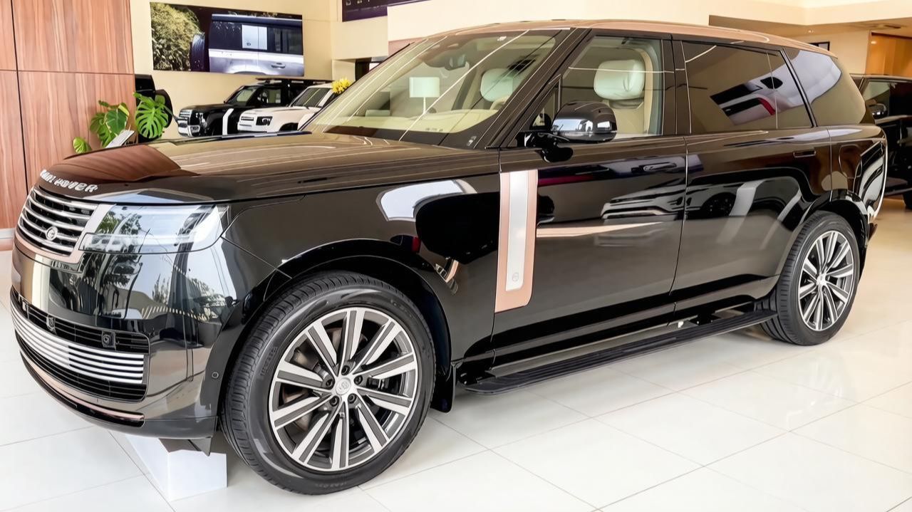 Range Rover SV 2026 года, крупный, мощный и проходимый внедорожник. Обзор автомобилей