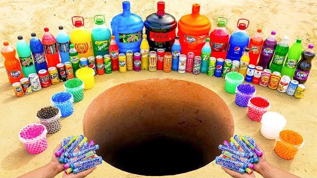 ЭКСПЕРИМЕНТ: мощная струя зубной пасты из гигантской ракеты Coca-Cola Mtn Dew Fanta