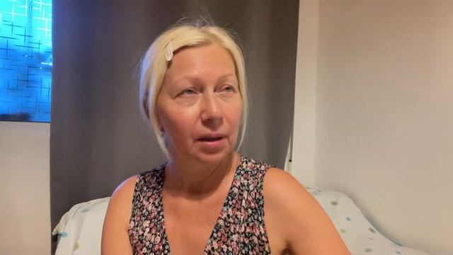 БАНК НАМ НЕ ОТВЕЧАЕТ, СТЕСНЯЕТСЯ НАВЕРНОЕ