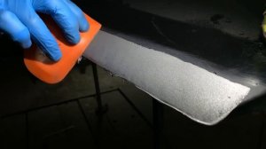 Оживляем гнилой капот без сварки и красим переходом баллончиком.