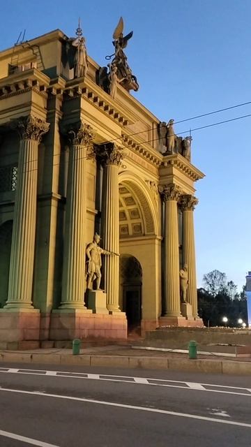 Нарвские ворота