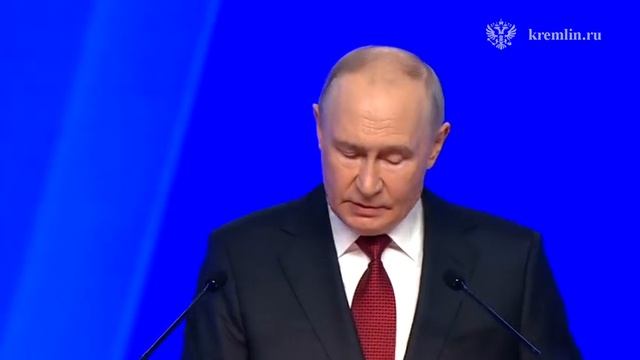 Владимир Путин принимает участие в съезде партии «Единая Россия»