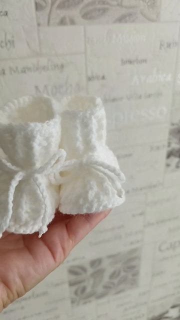 Пинетки для новорожденной девочки, пинетки крючком ручной работы от Мимисити #амигуруми #игрушкиназа