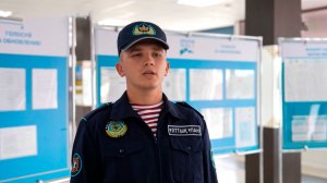 Избиратели Астаны голосуют на выборах в Курултай без очередей и суеты