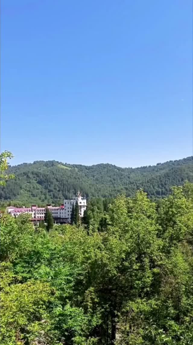 Быстрый подъем по лестнице на Алтайскую ривьеру