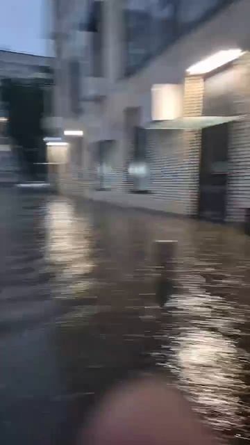 🤔Москва. ЖК с водными горками. Такое УТП.