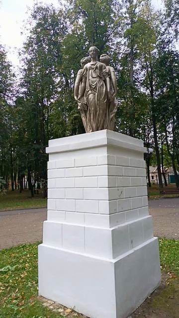 парк в Шуе и звон колоколов