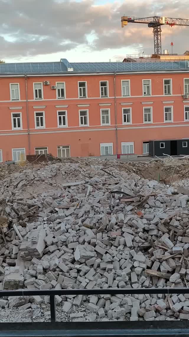 Главное здание Мытного рынка в центре Нижнего Новгорода снесли, чтобы построить новое здание