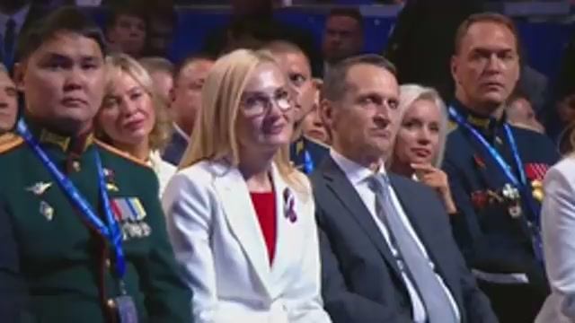 Владимир Путин принимает участие во втором этапе XXIII съезда Единая  Россия