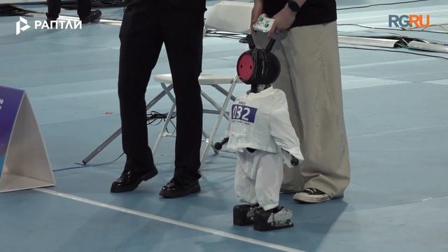 Взлеты и падения гуманоидов: В Пекине прошли Вторые Всемирные игры роботов