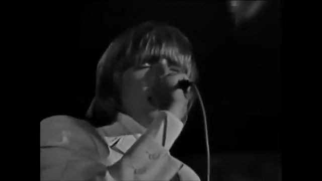 The Yardbirds - Jimmy Page On Bass, With Jeff Beck. Best Version. Improved Sound. 1966.  Full Show.