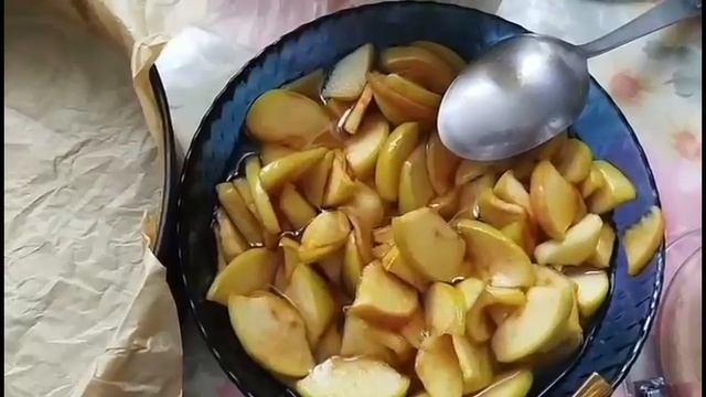 Домашние дела. Постная шарлотка и сказка о Царе Салтане