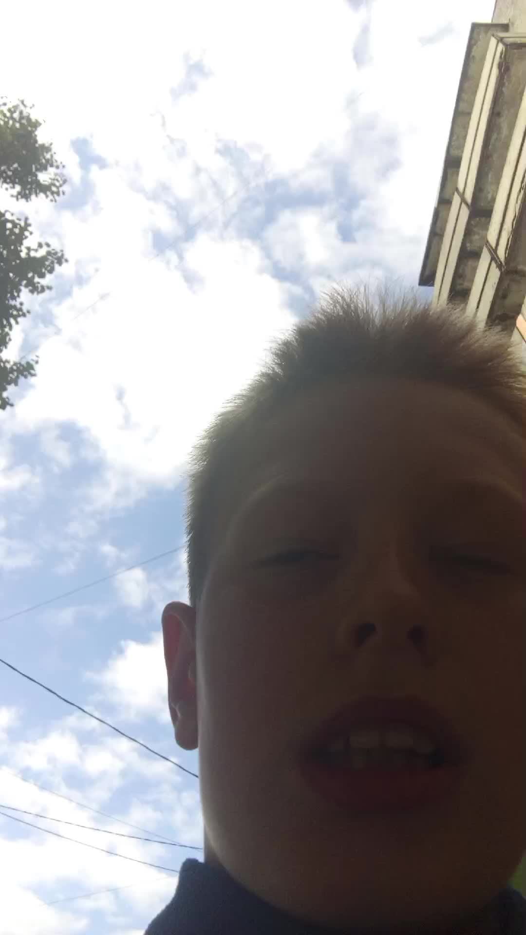 показываю кирину хату