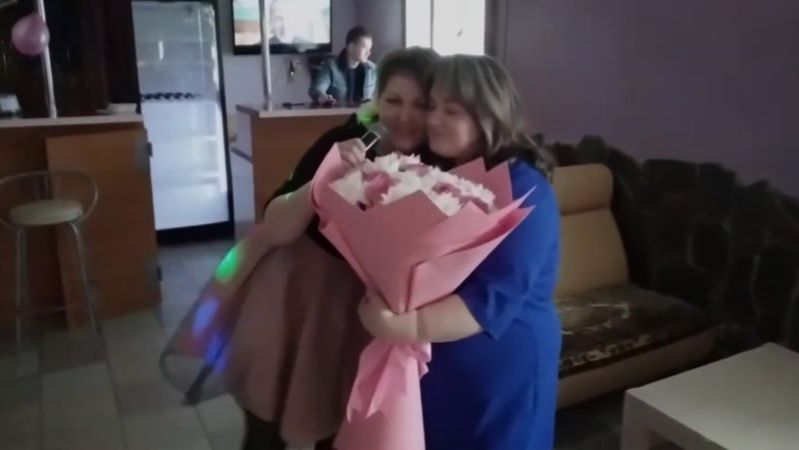 Песня-переделка «Розовые розы» (Весёлые ребята) на юбилей женщине