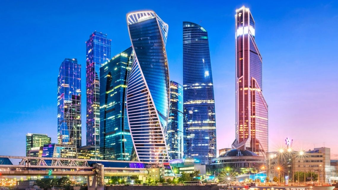 Путешествия по городам.
