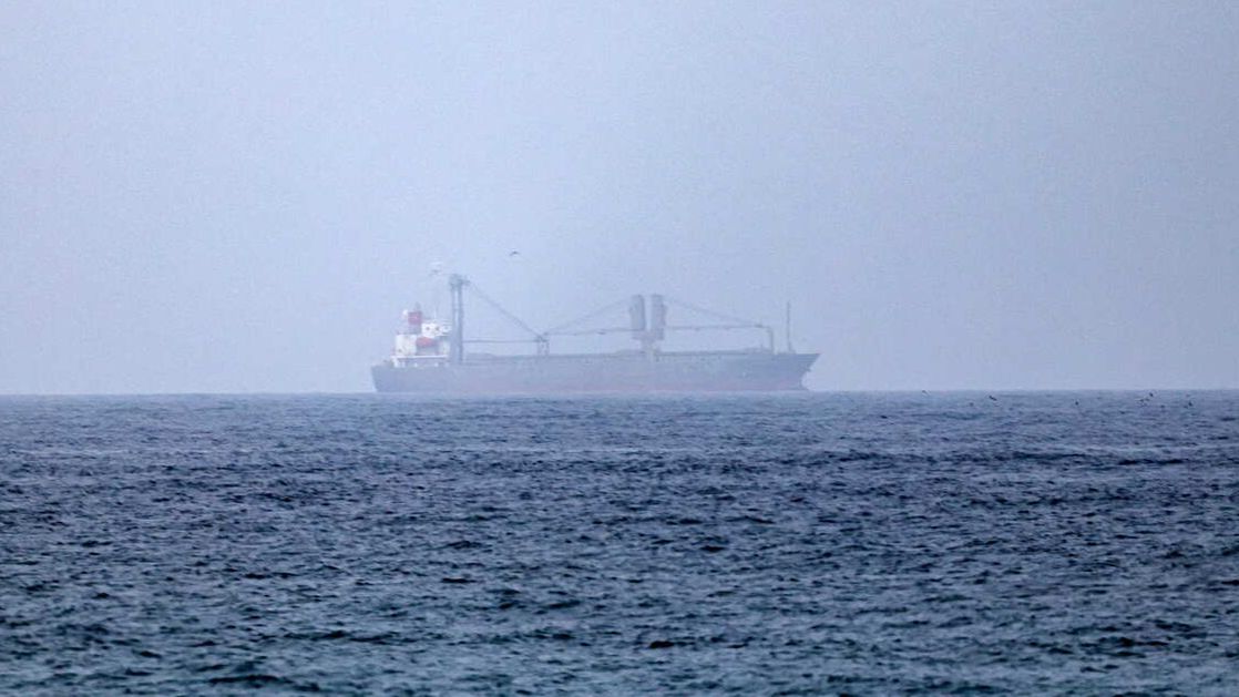 Иран пригрозил полностью перекрыть торговлю нефтью странам Персидского залива
