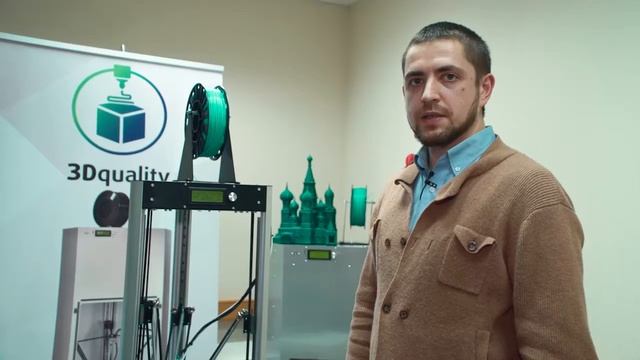 Видеоинструкция по использованию 3D принтера 3DQ Mini. Замена пластика в процессе печати