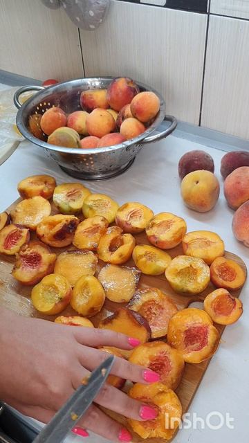 Заморозила персики на пироги🍑