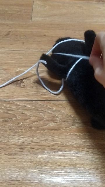котик и клубок