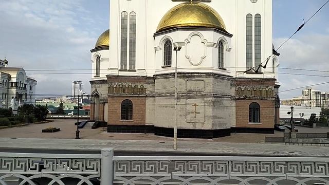 Напротив Храма на Крови в Екатеринбурге. 20.07.2026