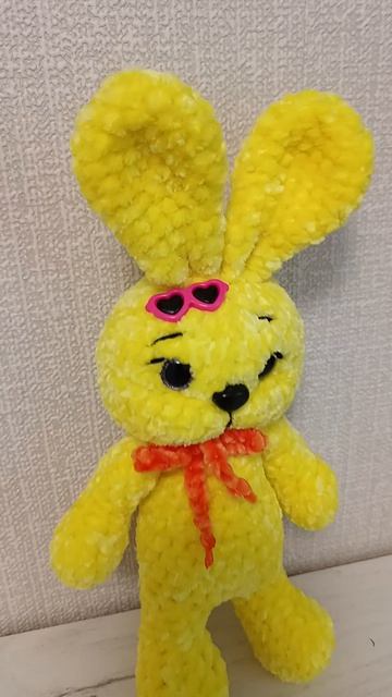 Солнечный зайчик 🐰 яркий зайчик, вязаный. Игрушка ручной работы #мимисити #вязанныеигрушки #игрушки