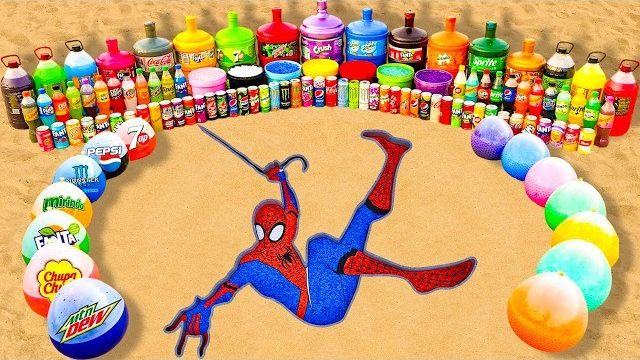 Как сделать гигантскую дыру в человеке-пауке, используя Orbeez и радужные шарики из газировки,