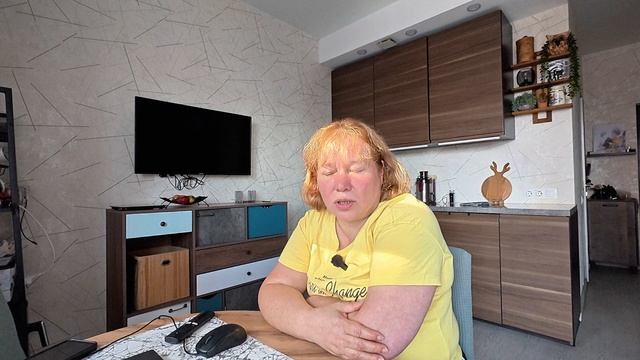 Читаю и отвечаю на комментарии в RUTUBE