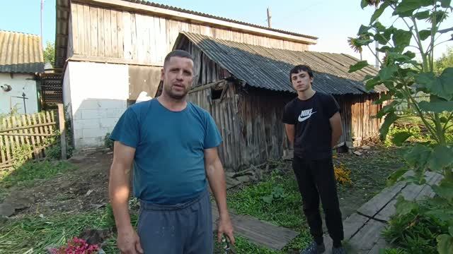 Уборка у Анны Михайловны продолжается.