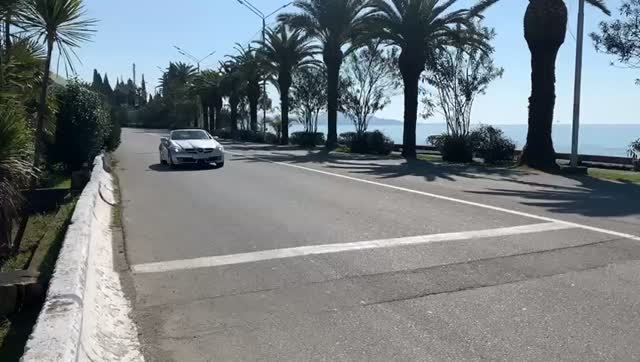Новый Афон весна родстер Mercedes SLK R171