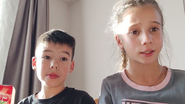 пробуем фанту и фрут телу😋