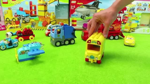 Пожарная машинка Вертолет Трактор 🚒 🚁 Видео с игрушками детям