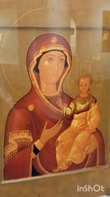 Богоматерь Одигитрия. Первая четверть XVII века. Москва. Богоматерь Петровская. Вторая четверть XV в