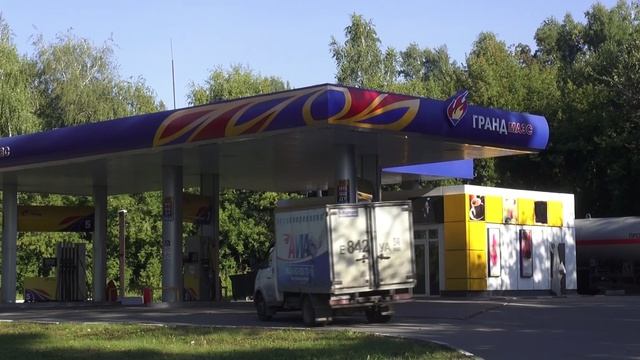 Автомобилисты Новосибирска столкнулись с нехваткой бензина