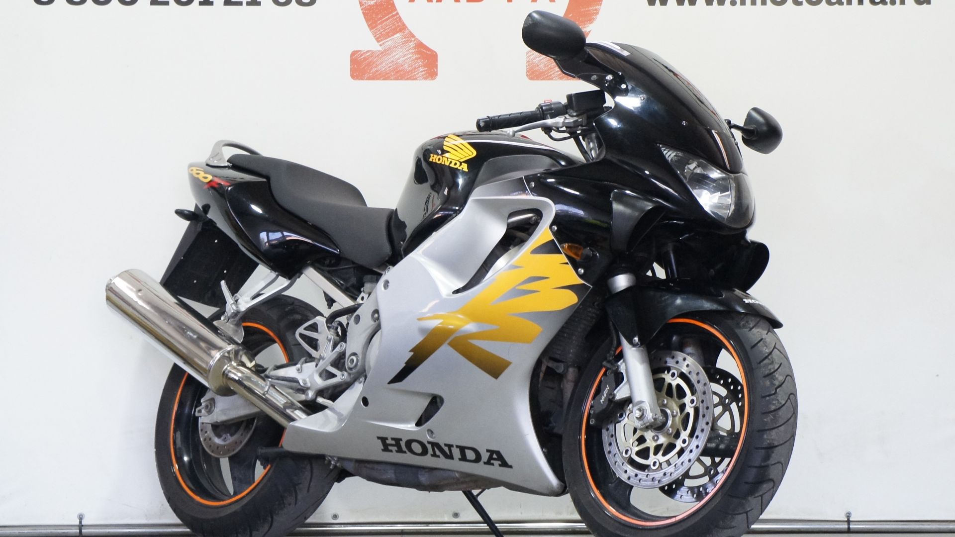 А 885 Honda CBR F 4 1999 г. Www.motoalfa.ru Кредит онлайн. Доставка