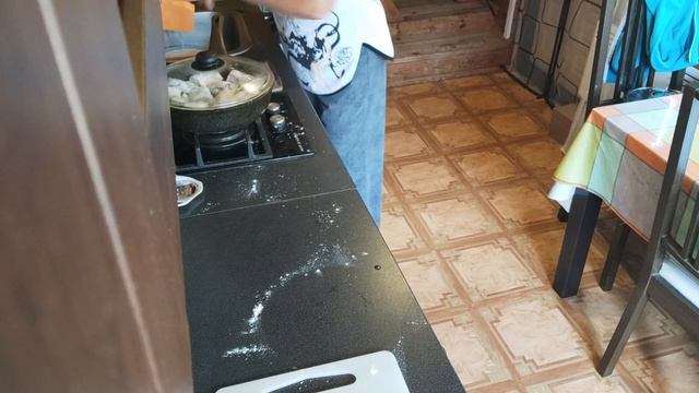 Готовлю ужин.