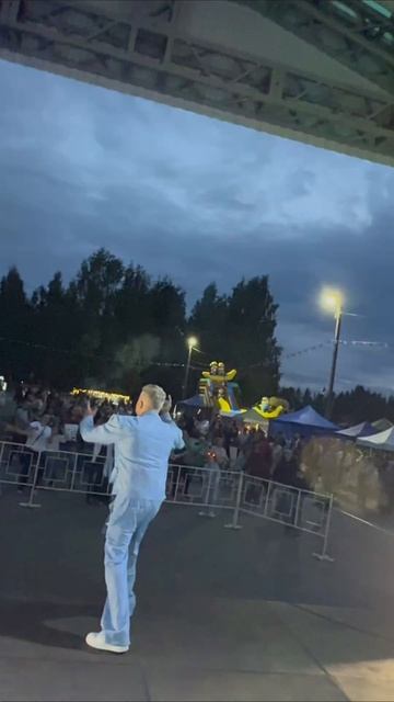 Дорога, подготовка, сцена, музыка, эмоции и, конечно, встреча с Вами, ради которых хочется снова и с