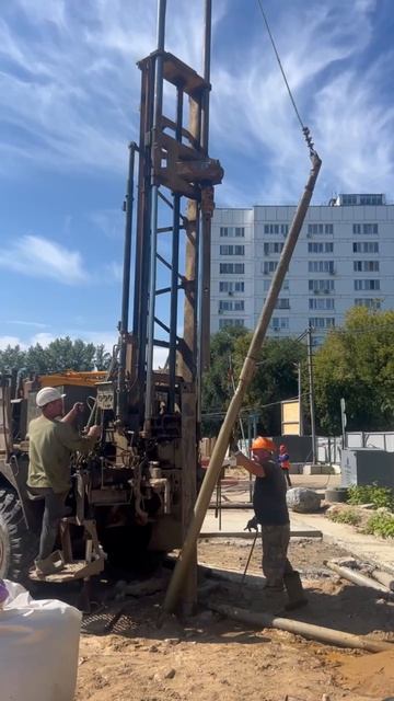 Монтаж водопонизительной скважины. 🔧 Готовим систему к бесперебойной откачке грунтовых вод! 💧🏗