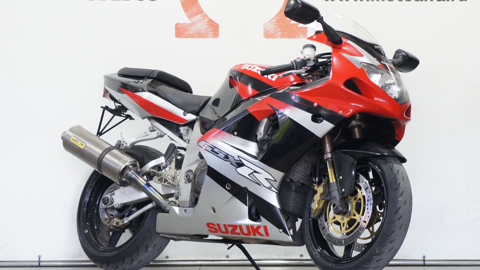А 880 Suzuki GSX-R 1000 2001 г.  www.motoalfa.ru Кредит онлайн. Доставка