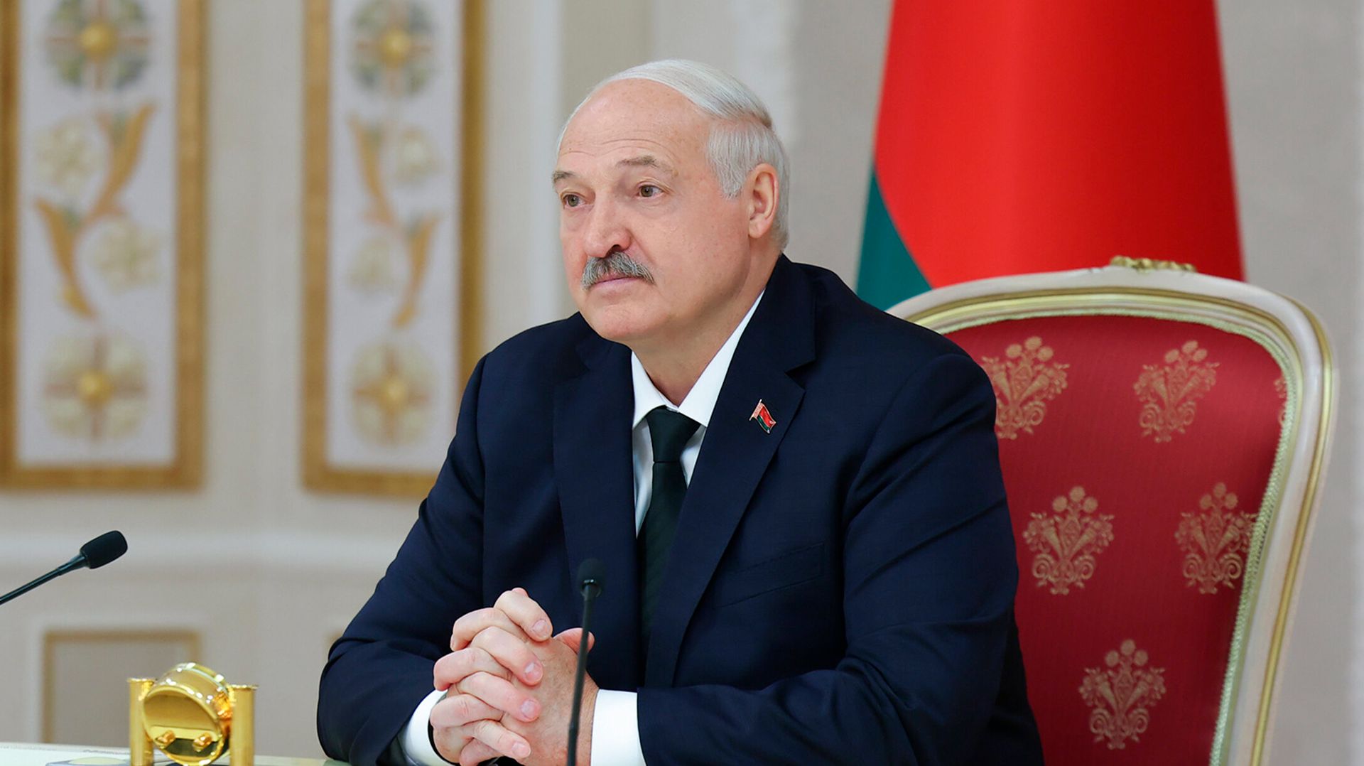 Лукашенко предложил утроить товарооборот с Архангельской областью