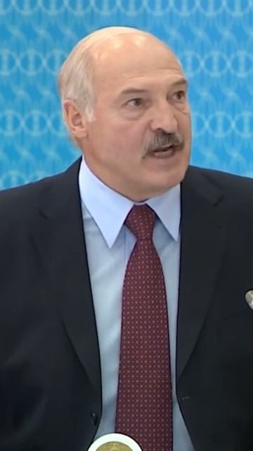 Лукашенко: Он сидел и не мог отремонтировать крышу?  Они еще будут рассказывать как им трудно!