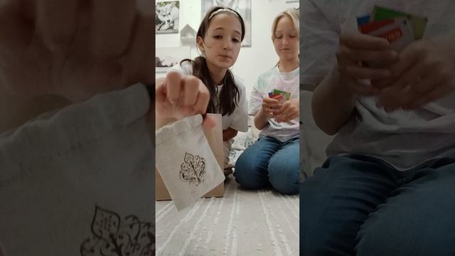Собираем подарок подруге