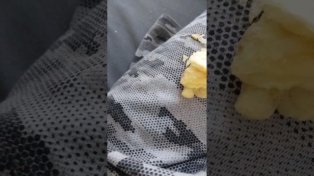 Ем Чипсы