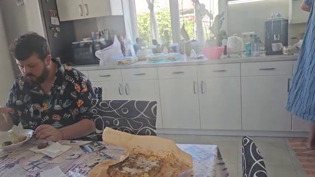 САМВЕЛ АДАМЯН СЫТНИКИ РЕШИЛИ ПОКРАСИТЬ ДОЛЛИ..